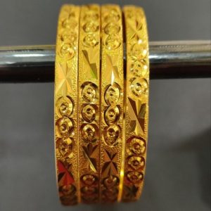 Shobhana Golden Metal Bangles 4 Pcs Set - Size: 2/4