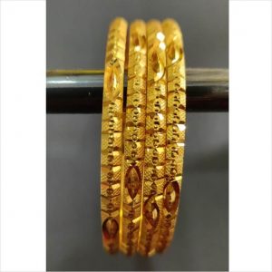 Shobhana Golden Metal Bangles 4 Pcs Set - Size: 2/4